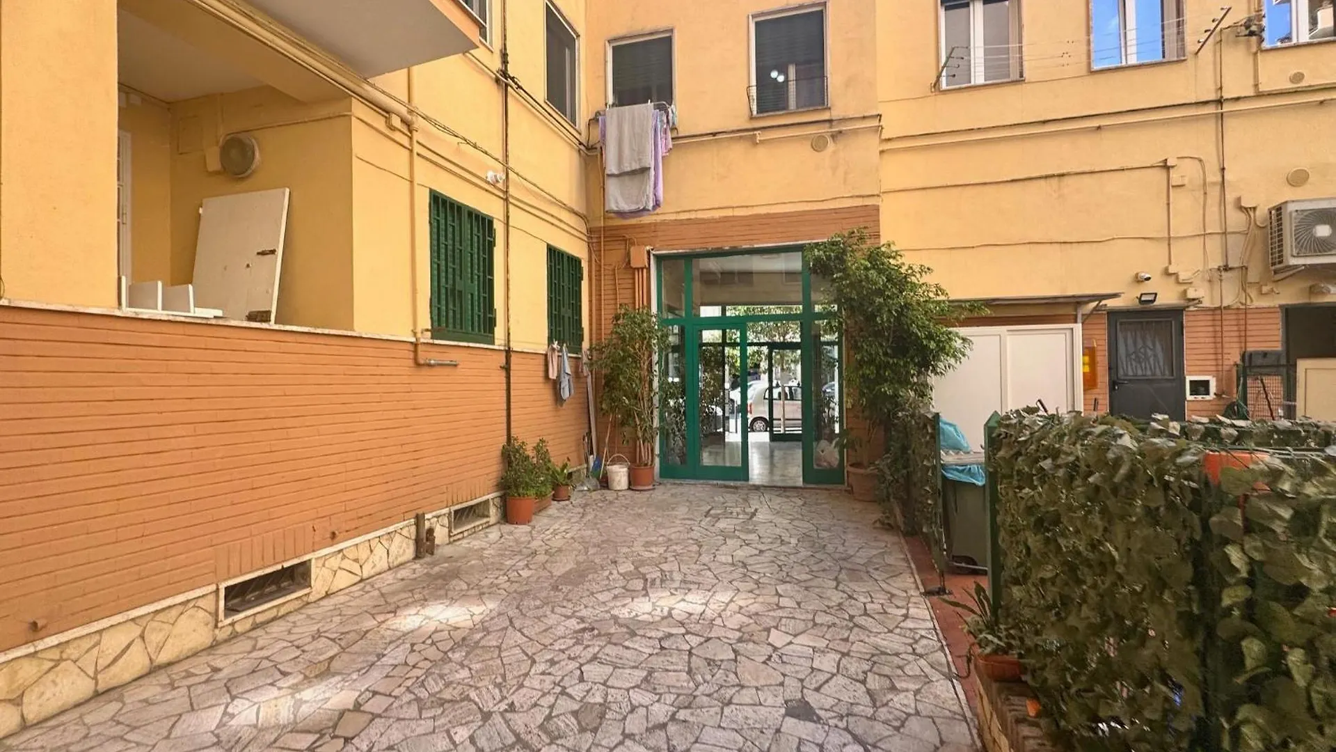 Apartment Family House Vomero Naples Italy