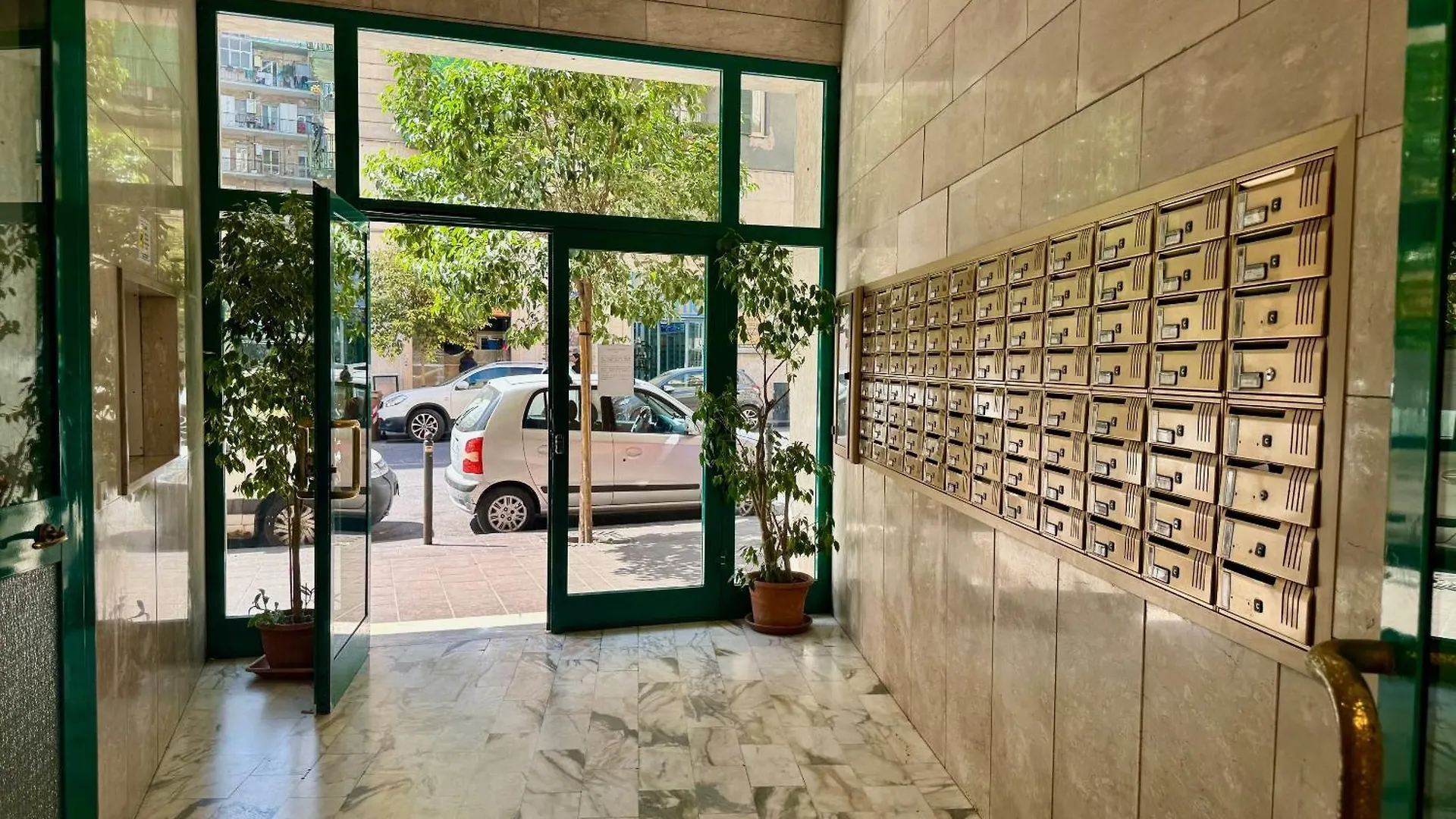 Family House Vomero Naples