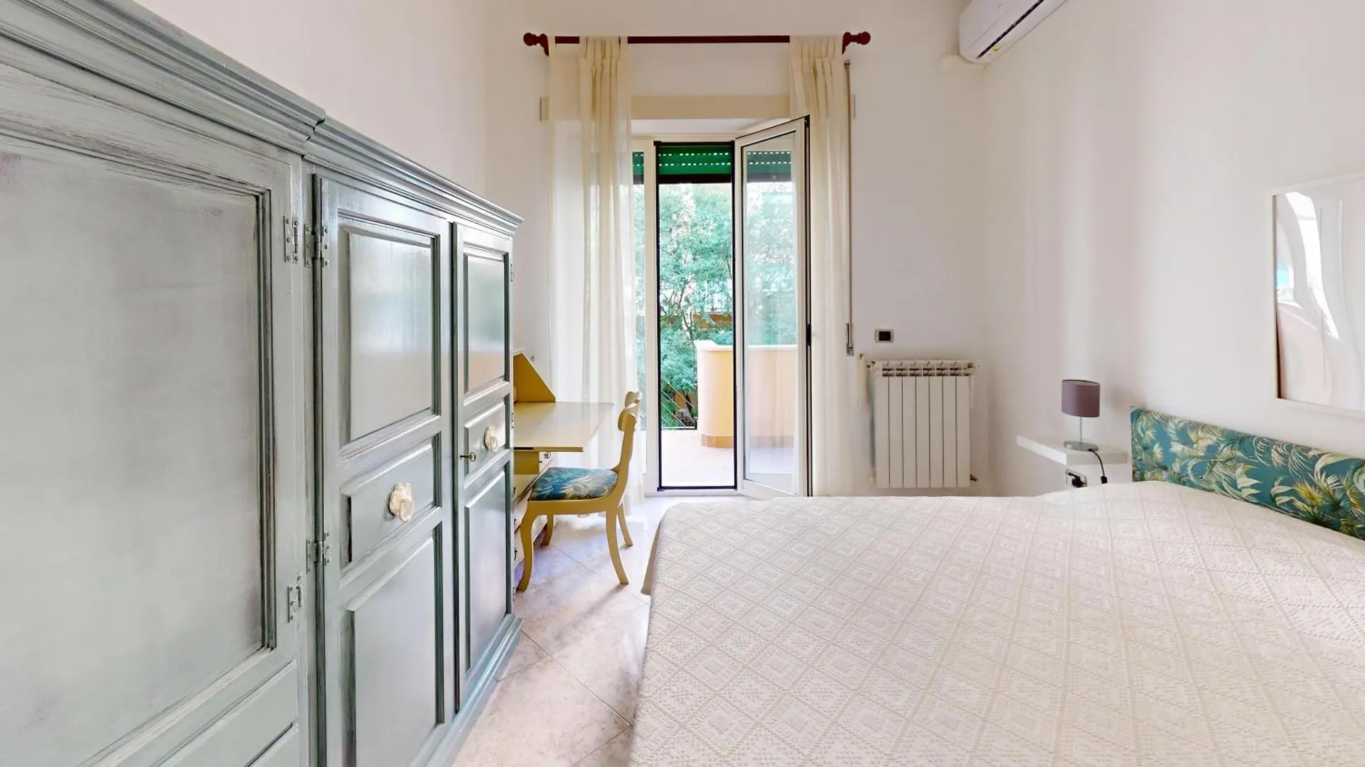 Family House Vomero Naples Apartment